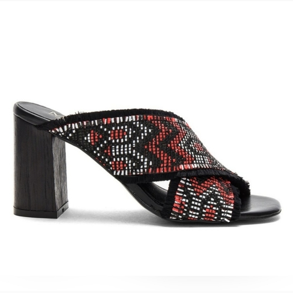 NIB Mode Collective Sandstorm Low Mules - Picture 1 of 13
